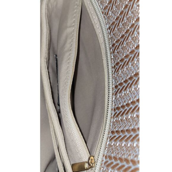 Silver Faux Ostrich Skin Pattern Leather Women’s Satchel Purse Handbag Used - Picture 16 of 16